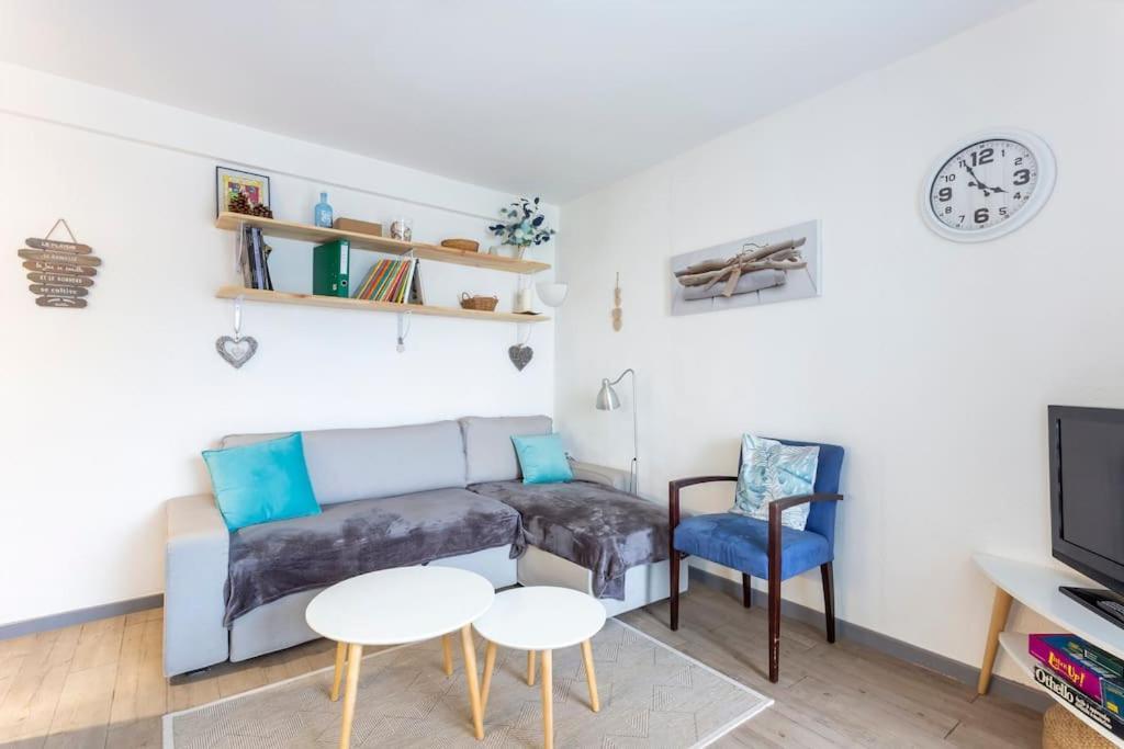 Chez Laurence - Elegant Appartement Climatise Avec Wifi Et Parking Ла-Гранд-Мот Экстерьер фото